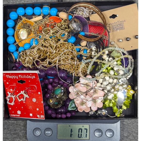 Lot of Wearable Jewelry, 1 Pound Bag (1 lbs.+) Useable, Random, Vintage to Now - Picture 1 of 2